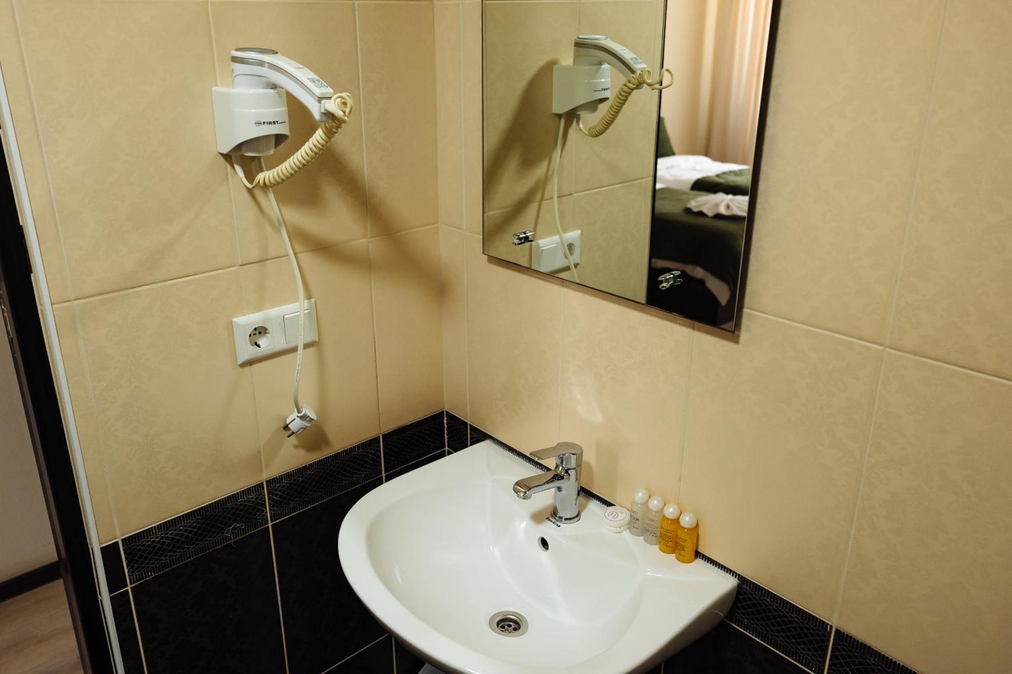 Comfort Hotel 키시나우 외부 사진